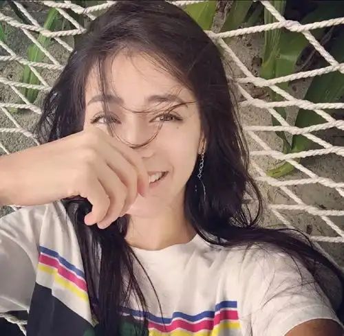 baby神仙姐姐落榜热巴林允宋茜抢全球最美面孔,你们站谁