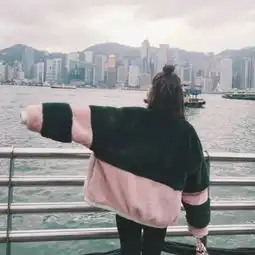 qq头像女生背影唯美小清新淡雅2018努力与自由五五分