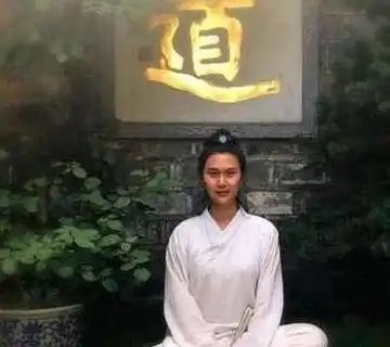 唐朝最离奇的事件,女道士白日飞升数千人围观,事后官方立碑撰书