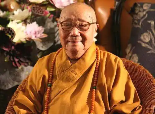 99岁老僧说人走背运时,牢记这四句话,好运自然来