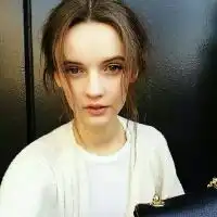 头像女生霸气超拽好看欧美经典潮流你应该喜欢一个让你笑的人