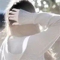 忧郁的照片女生头像微信头像图片大全
