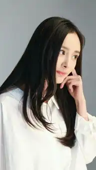娱乐圈众女星穿白衬衫的样子,谁在你心中最美