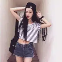 求二次元黑白简约图片微信头像图片大全