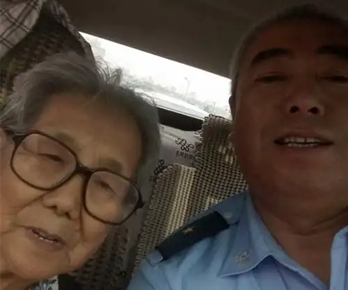 哈尔滨特殊的爱心车队c5