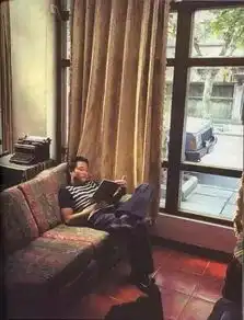 张国荣的背影,莫文蔚的一丝不挂,张曼玉的桃红打底裤都藏在这个人的镜头下