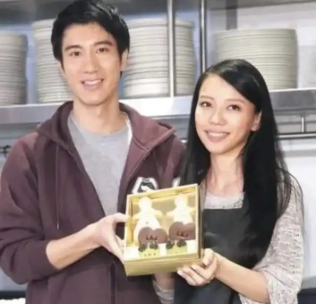 王力宏带3男子意图强闯家门经纪公司否认,李靓蕾即将公布证据