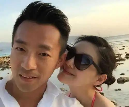 具俊晔曝为陪大s吃晚饭,每天饿肚子工作,百万录音室是女方赞助