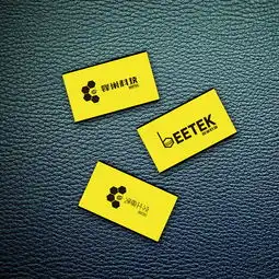 一组新设计的标志