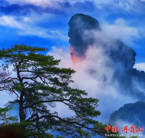 丹霞山冬季美景如画,摄影师们都齐聚这里