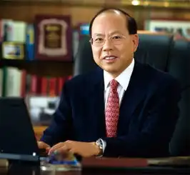 他低调有智慧,创业中的战略家,销售收入1000亿元