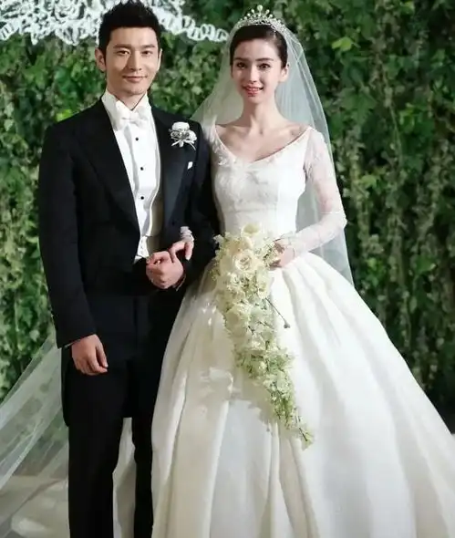 baby结婚7年变化大世纪婚礼穿百万婚纱当娇妻,如今成霸气女王