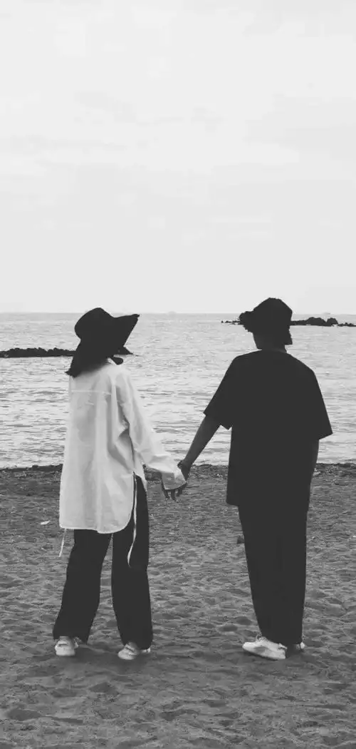 落日归山海,山海藏深意