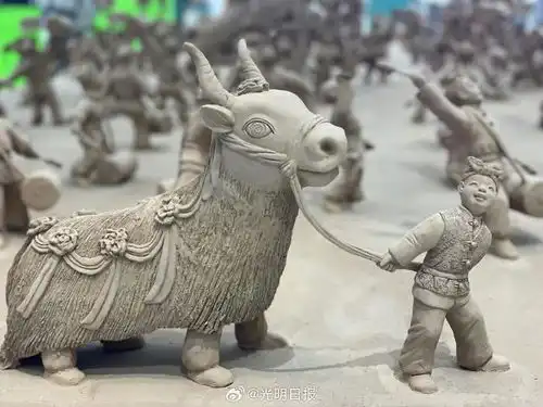 临夏泥塑人偶组团登上文博会