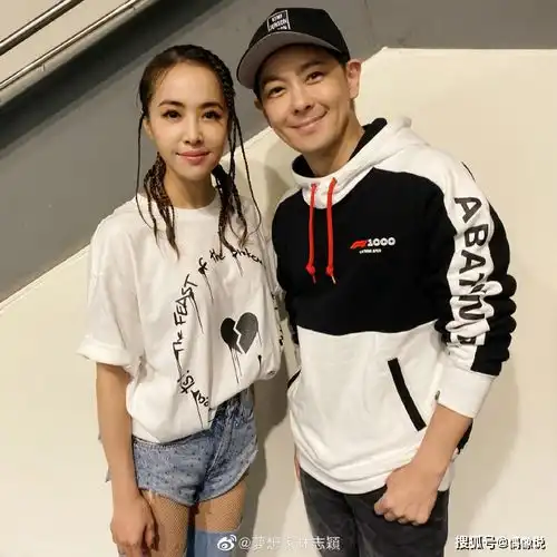 林志颖携妻儿跟蔡依林拍新合影10岁kimi疑发胖,但身高令人惊喜