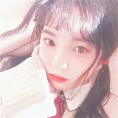 可爱的头像女生小清新,青春里的那一抹迷人的微笑