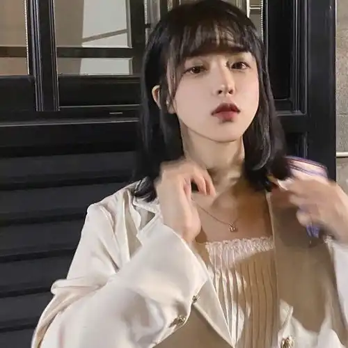 女头做什么事讲究持之以恒.就算我的作品没多少人看我也要发