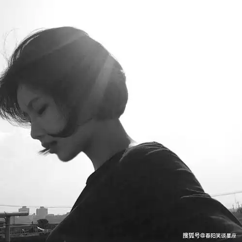 异性缘最好,最常被人追求的三个星座