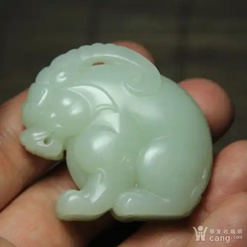和田玉貔貅吊坠招财进宝的吉祥物与佩戴意义