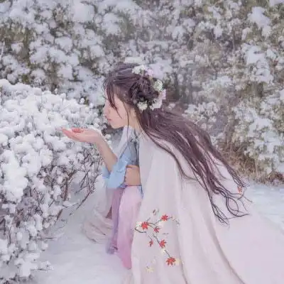 古风头像女唯美淡雅仙气十足的白衣古风女子图片