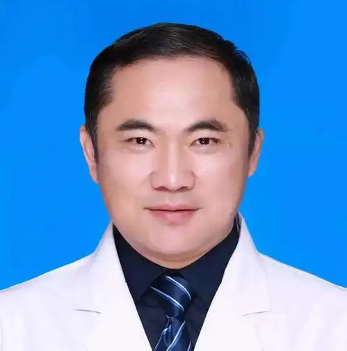 江苏工匠沈文荣30年练就一双火眼金睛,让肿瘤无所遁形