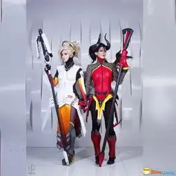 守望先锋天使与恶魔cos图神情妩媚妖娆勾魂