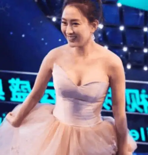 38岁马苏有多真实没有10级美颜后,网友这不是我们村的村花吗