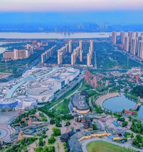 萌芽熊头像文旅城