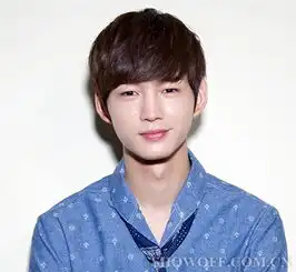 单眼皮的你想要变成撩妹高手吗学韩星好好保养吧