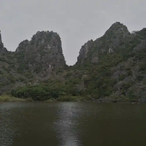 拍一下玉林市将军寨秀丽的山水风景