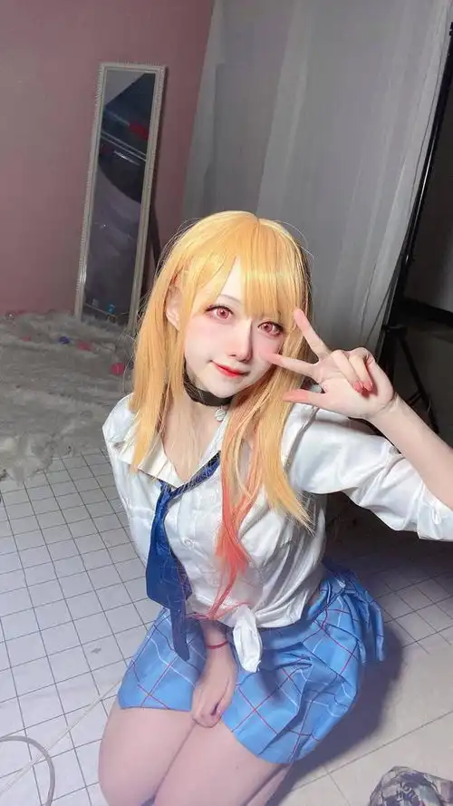 人气博主shika小鹿鹿cosplay作品喜多川海梦