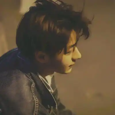 2023自然优雅男生帅气头像