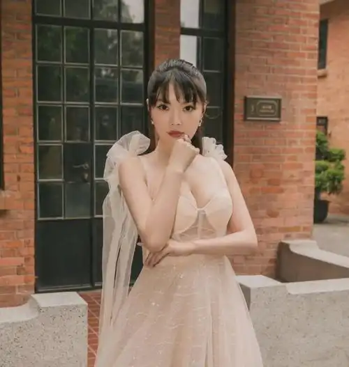 徐冬冬宣布复合尹子维,三个月前还公开拒绝