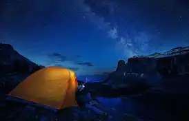 加拿大摄影师记录绝美星空景色