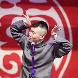 情侣头像我能为你做的最后一件事竟然是走出你的人生