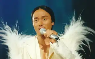 怀念张国荣,十六年过去,你还喜欢程蝶衣,何宝荣和欧阳锋吗