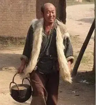 演技不输黄海波,多年不红,因拍戏意外身亡,网友欠他一个影帝