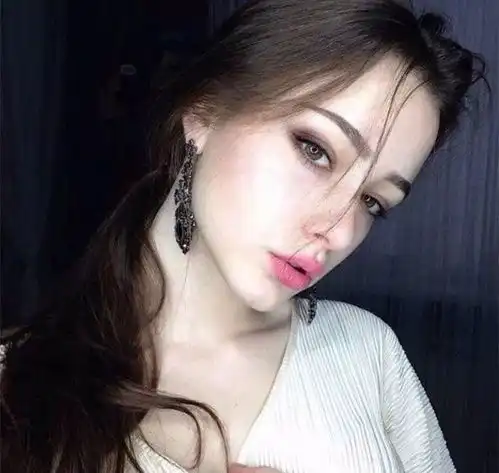 她们的发型美的有点过分了亚洲女生最适合的欧美发型
