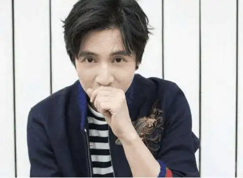 黄晓明baby堪称娱乐圈最会赚钱cp,薛之谦被逼创业却惊喜颇多