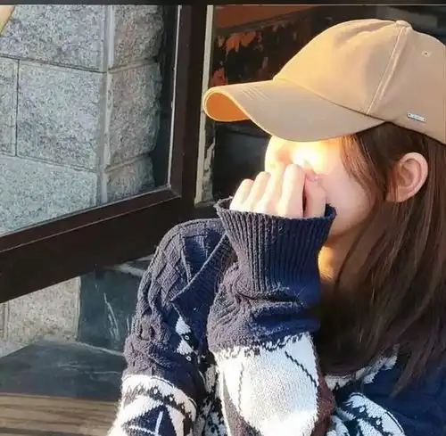 一眼就沦陷的qq头像
